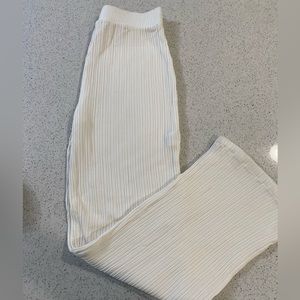 Zara White Flowy Pant Size Small